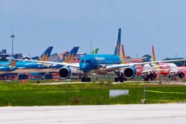 Bộ Tài chính: Việc miễn, giảm thuế ngành hàng không cần được cân nhắc