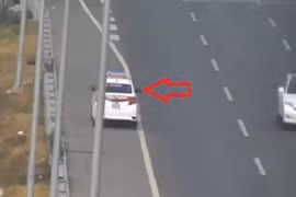 Hoảng hồn xe chạy ngược chiều bạt mạng ở Việt Nam