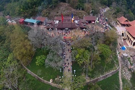 Ảnh: Vẻ hùng vĩ của đất Phật Yên Tử ngày khai hội