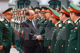 Thủ tướng kiểm tra công tác chiến đấu của tình báo quân đội