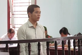 Bị cáo "thích" ở tù hơn ở ngoài