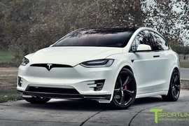 SUV điện Tesla Model X độ đầu tiên “chốt giá” 4,1 tỷ