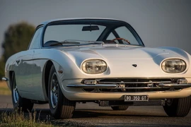 Lamborghini 350 GT “hồi sinh” như mới sau 53 năm