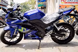 Môtô Yamaha R15 Movistar "thét giá" 110 triệu tại VN