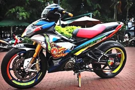 Dân chơi Sài Gòn chi 200 triệu độ xe máy Yamaha Exciter 