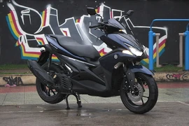 Cầm lái xe tay ga Yamaha NVX “lỗi” tại Việt Nam