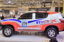 Isuzu ra mắt xe ôtô địa hình off-roader MU-X 2017 "cực độc"