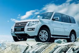 Mitsubishi Pajero: “Vua ế” tại Việt Nam trong tháng 4/2017