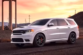 Soi SUV “cơ bắp Mỹ” siêu mạnh Dodge Durango SRT 2018
