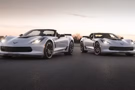 Siêu xe Mỹ Chevrolet Corvette 2018 giá chỉ 1,2 tỷ đồng