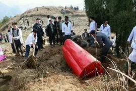 Mở nắp quan tài đỏ tươi kỳ quái, sốc nặng lai lịch chủ nhân