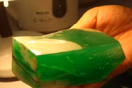 Để quên hòn đá 350 tỷ dưới gầm giường 20 năm không hay biết 