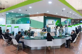 Lợi nhuận quý 3 của Vietcombank đi lùi 21%, nợ xấu có dấu hiệu tăng