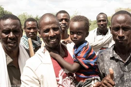 Cậu bé 4 tuổi sống sót sau 6 ngày lạc trong rừng châu Phi