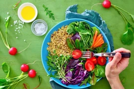 Từ bỏ thói quen xấu, duy trì sức khỏe xương khớp 