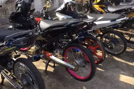 49 nam nữ từ các tỉnh về Tiền Giang “tranh tài” đua xe thì bị bắt