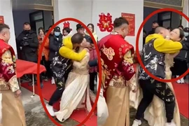Phẫn nộ cảnh chú rể đứng nhìn người lạ cưỡng hôn cô dâu