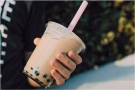 Quét mã QR nhận trà sữa miễn phí, người phụ nữ mất 350 triệu