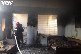 Đốt vàng mã cúng Rằm tháng Bảy, nhà 2 tầng ở Hải Phòng cháy rụi