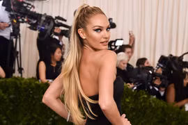 'Mỹ nhân nóng bỏng nhất thế giới 2019' chia sẻ bí quyết làm đẹp