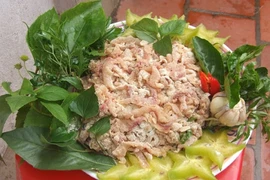 Gỏi cá mè – đặc sản Bắc Giang dân dã, ngon mà lạ 