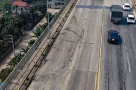 Cầu Thăng Long "đóng cửa", cấm phương tiện đi lại từ tháng 7/2020