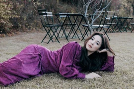 Hậu ly hôn, Song Hye Kyo cực trẻ đẹp với bộ ảnh thời trang sành điệu