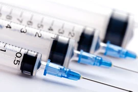 Cụ ông 84 tuổi tiêm 12 mũi vaccine Covid-19 để “ăn ngon miệng hơn“