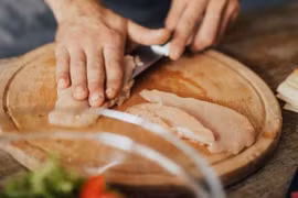 9 thói quen xấu trong bếp sẽ gây hại cho sức khỏe của bạn