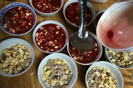 Loạt bệnh kinh hoàng khi ăn tiết canh không đúng cách