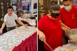 Chủ nhà hàng rải hơn 700 triệu cho nhân viên chơi trò “múc” tiền