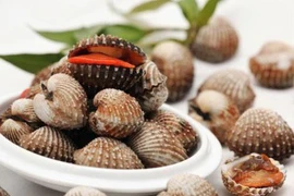 Ngăn rụng tóc và bạc sớm bằng những thực phẩm này