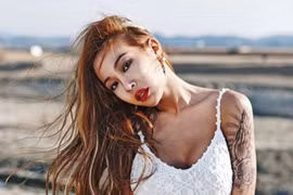 Ngán ngẩm trước phong cách thời trang của nữ rapper Jessi 