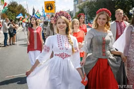 Đất nước có nhiều gái đẹp nhưng cấm lấy chồng nước ngoài