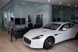 Ngồi tù vì lừa tiền hỗ trợ Covid-19 để mua xe sang, nhà đẹp