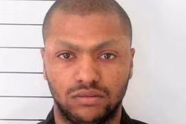 Tù nhân Nam Phi vượt ngục bằng cách giả chết cháy