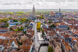 Đột nhập thành phố cổ được ví là “Venice của phương Bắc”