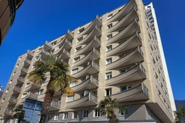 Chuyện đau lòng của gia đình 5 người cùng nhảy lầu tự tử