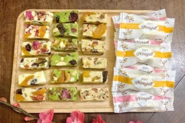 Cách làm món kẹo hạnh phúc thơm ngon đem biếu Tết