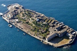 Ám ảnh “hòn đảo ma” cô độc giữa biển khơi Nhật Bản