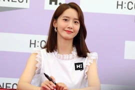 Vẻ đẹp như thiên thần của Kpop Im Yoona một phần nhờ gu thời trang?