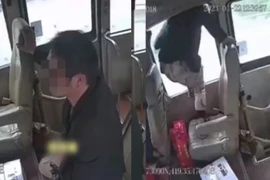 Buồn vệ sinh, thanh niên nhảy khỏi xe ô tô trên đường cao tốc