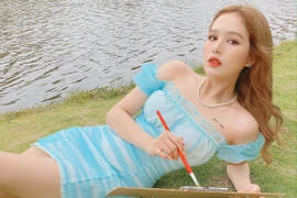 Hot girl Xoài Non diện trang phục cực sexy