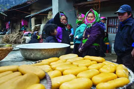 Đến vùng núi phía Bắc bạn hãy thử những món bánh có tên thú vị này