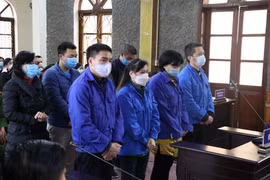 Loạt cán bộ y tế Sơn La bị phạt tù vì thông thầu trang thiết bị y tế