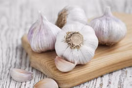 Người béo phì cần để ý công thức từ tỏi, giấm táo và mật ong này