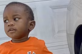 Tìm thấy thi thể bé trai 2 tuổi trong miệng cá sấu