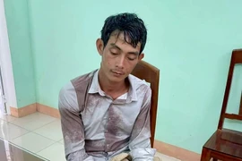 Bình Định: Chồng chặn xe đâm chết vợ giữa đường