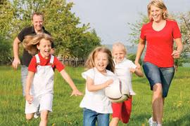 Bà mẹ tiết lộ bí kíp nuôi con thành những đứa trẻ hạnh phúc