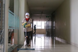 Không chỉ COVID-19, dân Hà Nội đối phó các dịch bệnh gì lúc này?